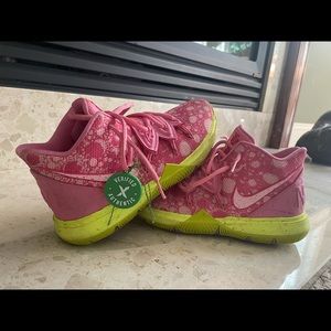 Nike kyrie 5 spongebob squarepants Patrick star